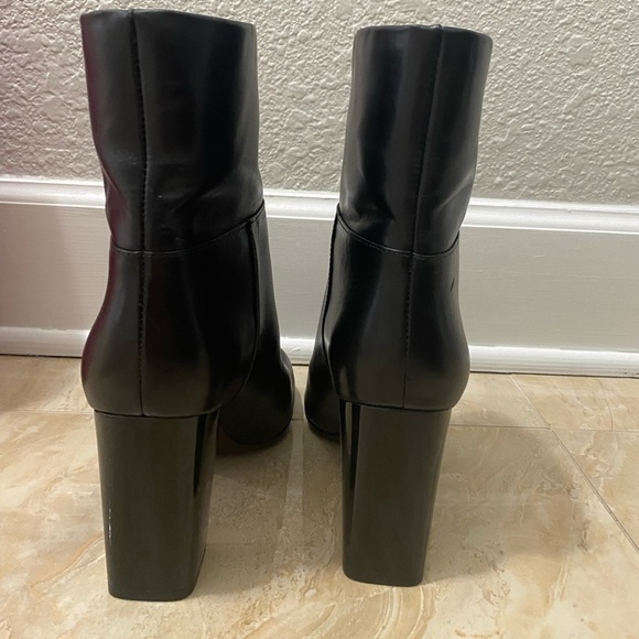 NIB Tory burch Devon boots - Picture 4 of 6